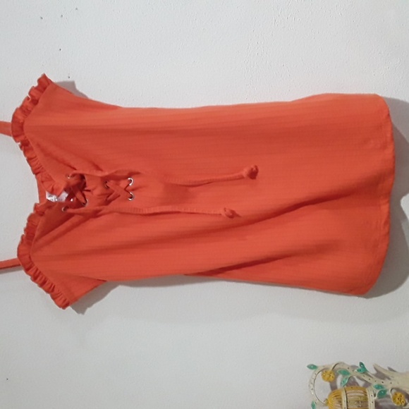 Strapy tie up tank - Picture 3 of 3